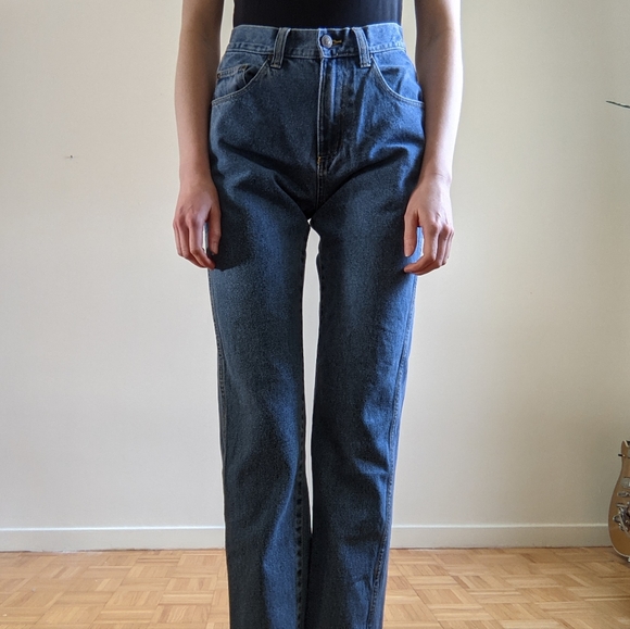 Red Head Highwaist Straight Leg Jeans - Picture 2 of 6